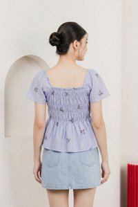 Cyra Smocked Floral Top In Lavender(S)
