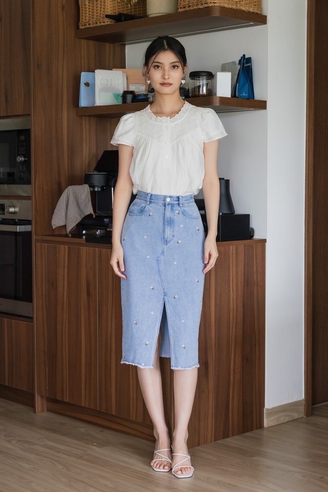 Phoebe Mixed Fabric Button Top In White