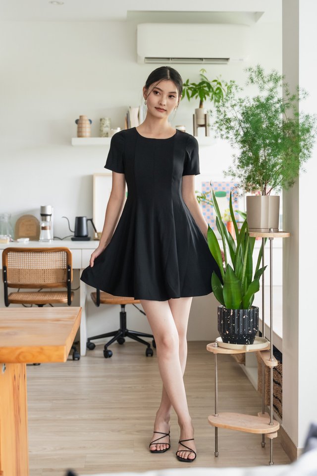 Hebe Panelled Work Dress In Black