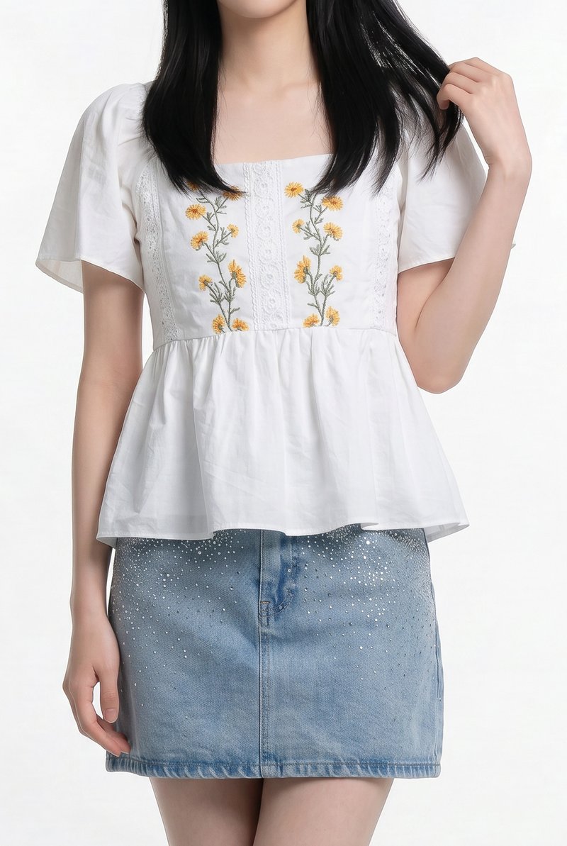 Adeline Embroidered Floral Top in White