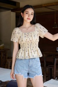 Kiraz Smocked Waist Floral Top In Cream