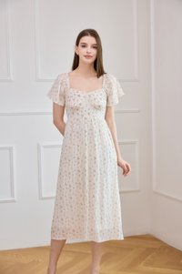 Yve Textured Fleur Midi Dress In White