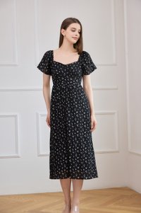 Yve Textured Fleur Midi Dress In Black