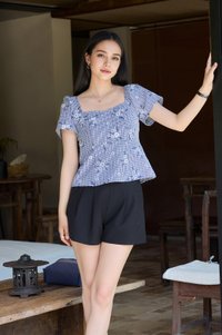 Glora Textured Floral Babydoll Top In Navy