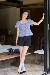 Glora Textured Floral Babydoll Top In Navy