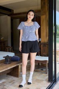 Glora Textured Floral Babydoll Top In Navy