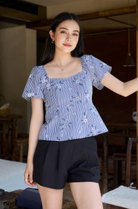 Glora Textured Floral Babydoll Top In Navy
