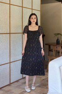 Kiraz Elastic Waist Floral Midi Dress In Black