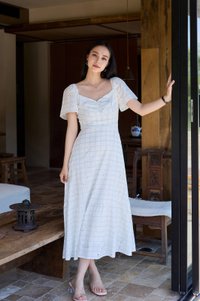 Holly Eyelet Sweetheart Midi Dress