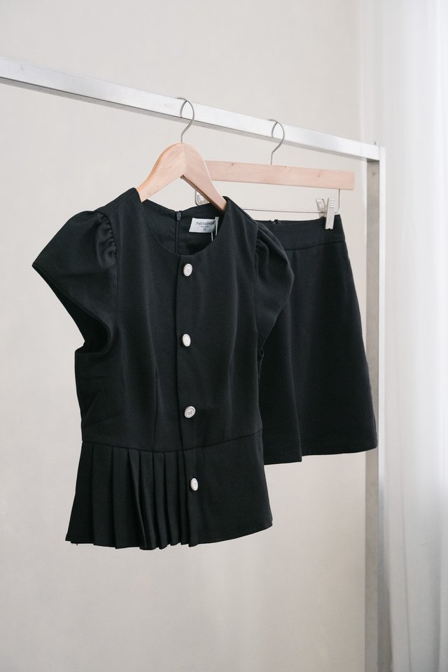 Isla Premium Skort In Black