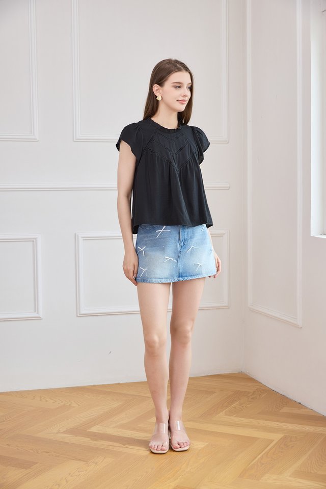 Rafaela Lattice Eyelet Top In Black