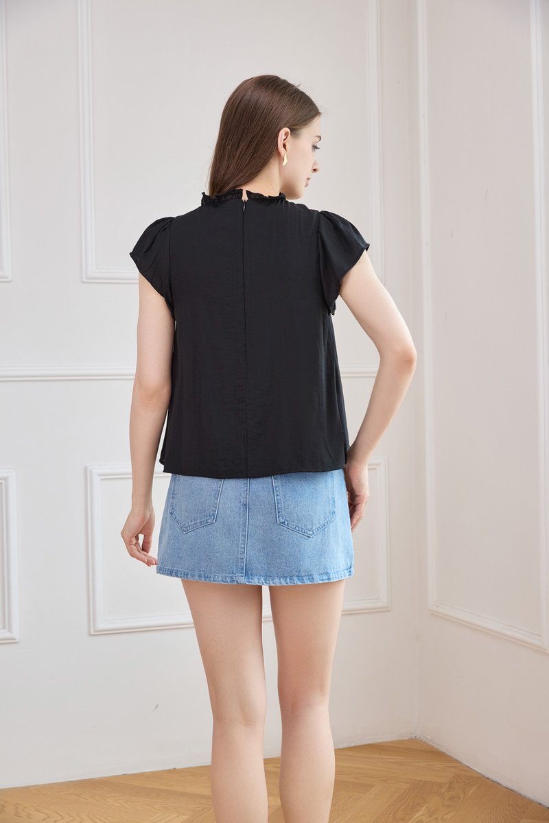 Rafaela Lattice Eyelet Top In Black