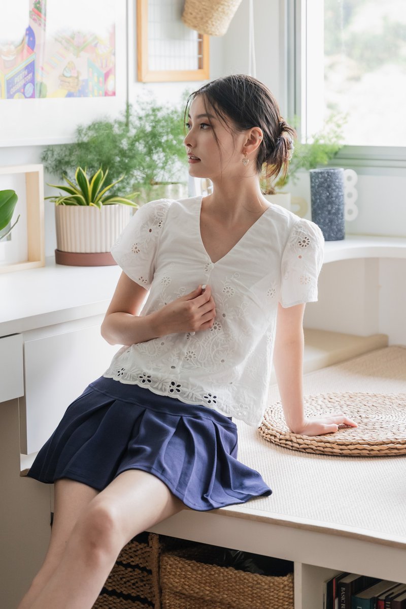 Callie Eyelet Button Top In White