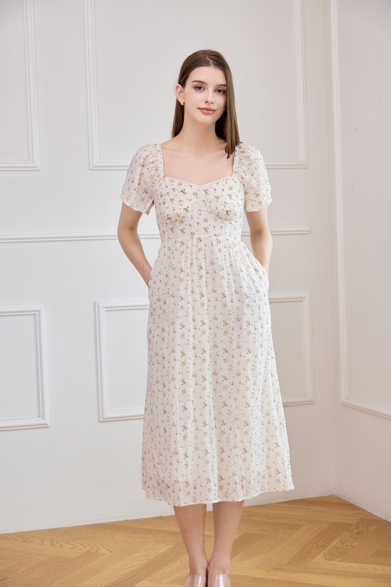 Yve Textured Fleur Midi Dress In White