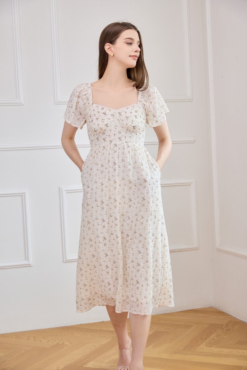 Yve Textured Fleur Midi Dress In White