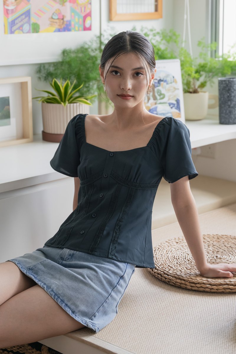 Pixie Crochet Button Top In Emerald