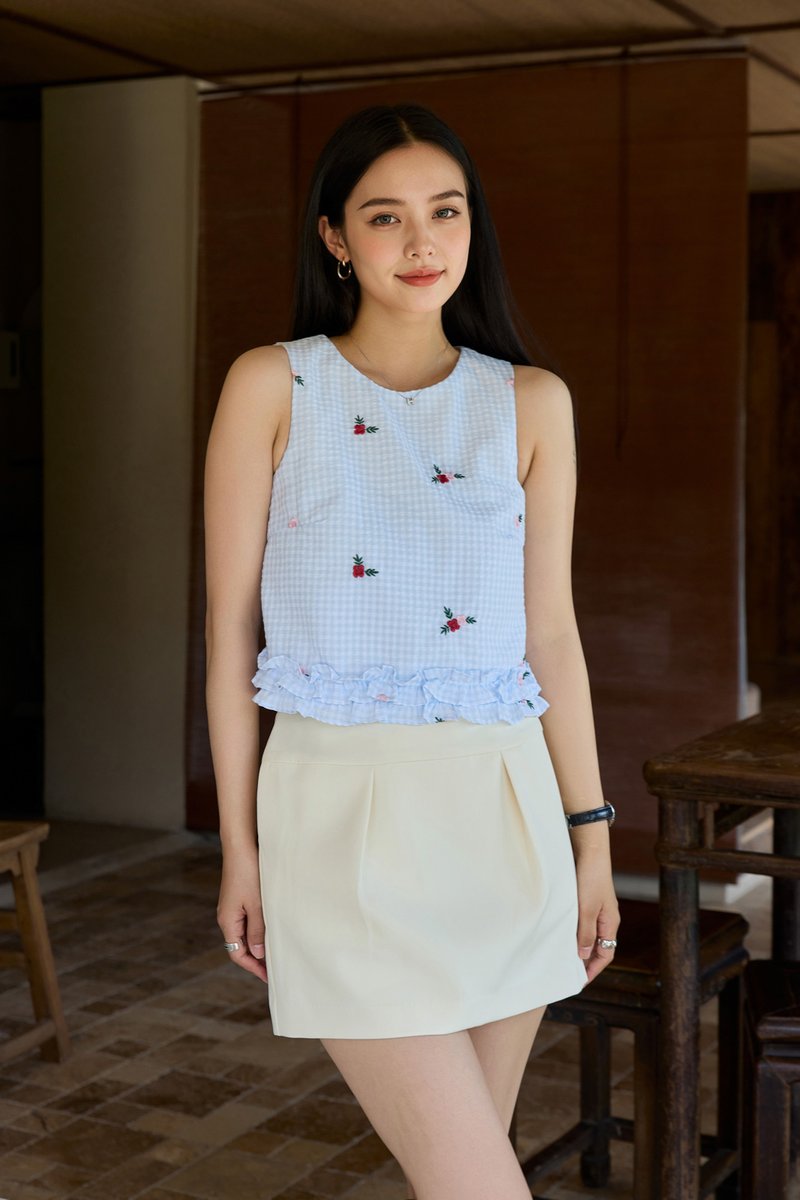 Ava Pleated Skort In Cream