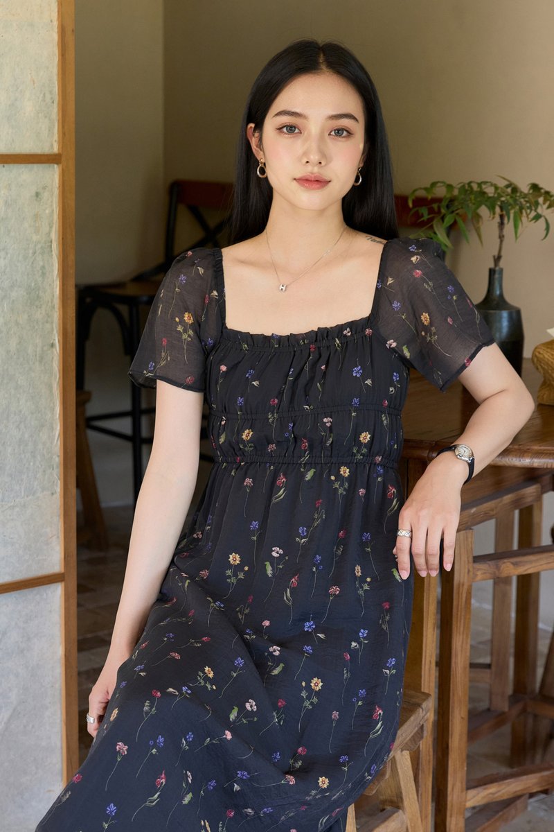 Kiraz Elastic Waist Floral Midi Dress In Black