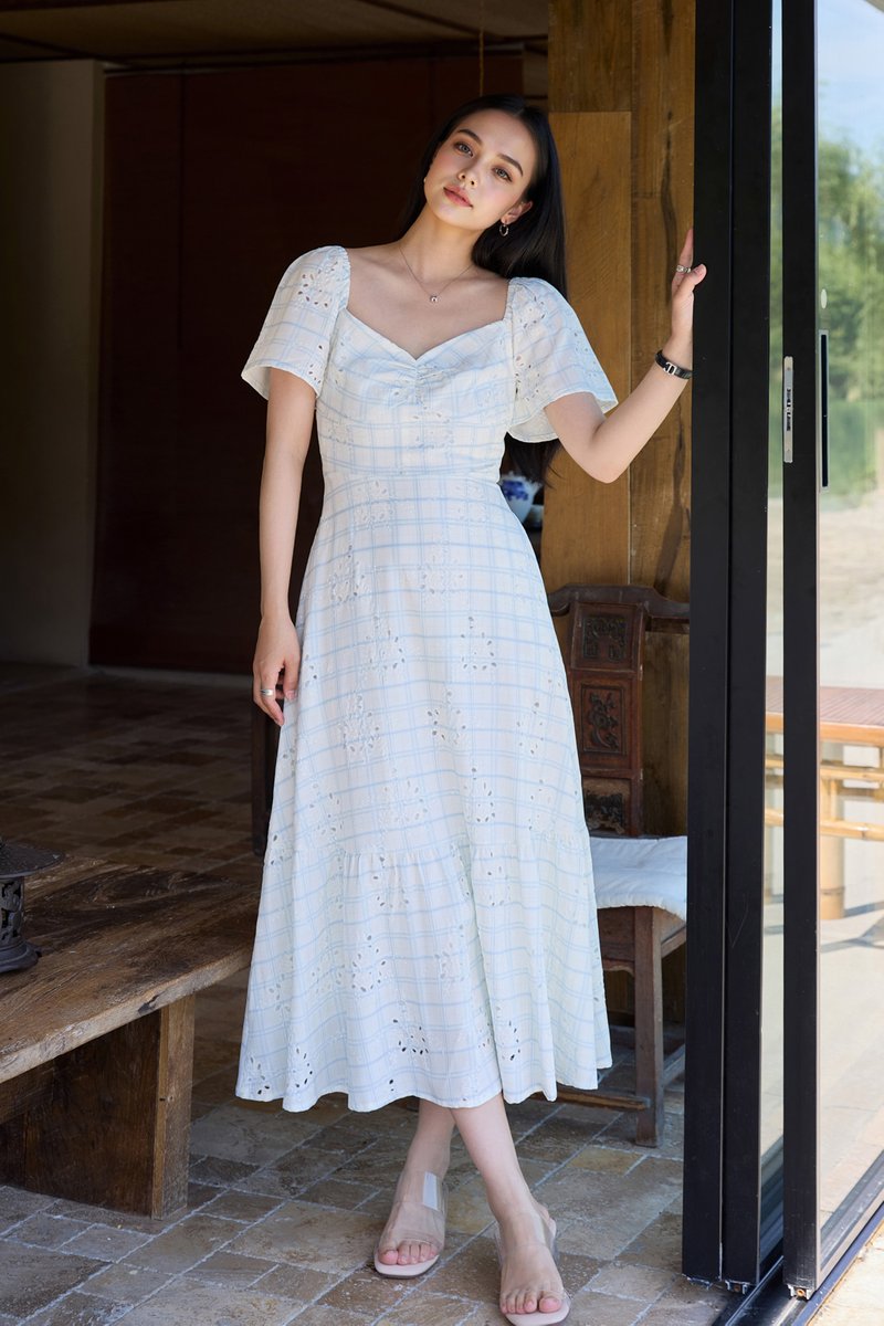 Holly Eyelet Sweetheart Midi Dress