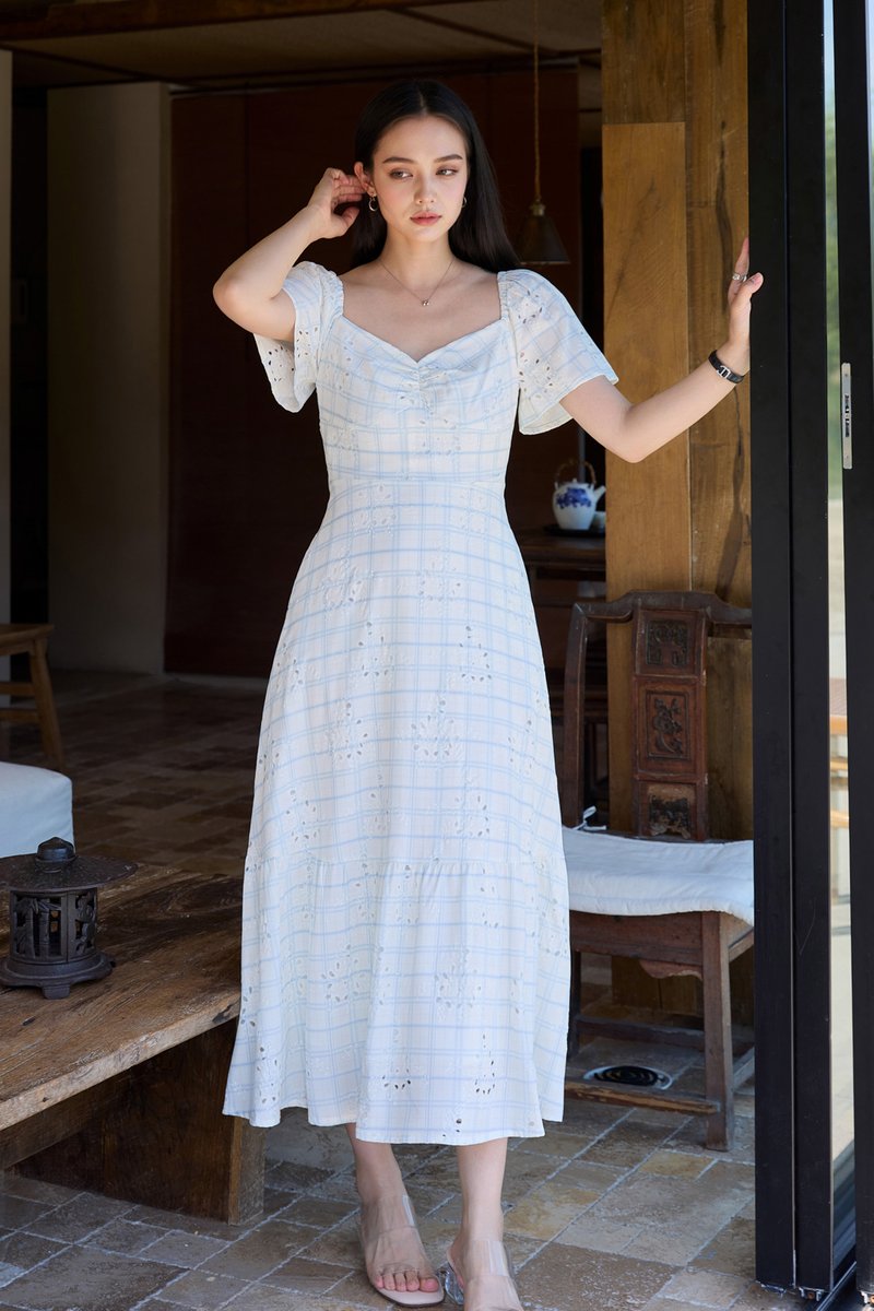 Holly Eyelet Sweetheart Midi Dress
