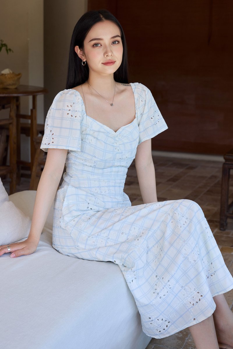 Holly Eyelet Sweetheart Midi Dress