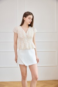 Joy Pintuck Floral Top In Cream
