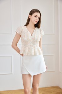 Joy Pintuck Floral Top In Cream