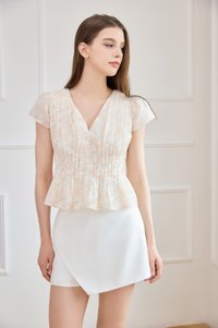 Joy Pintuck Floral Top In Cream