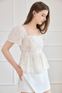 Celestia Embroidered Floral Top In Cream