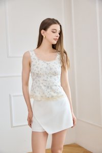 Raelynn Eyelet Floral Top