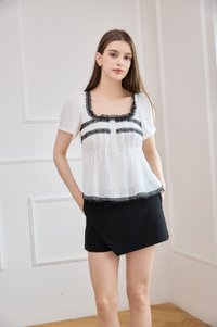 Saige Overlap Basic Skort In Black
