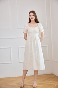 Jazzlyn Crochet Fleur Midi Dress In Cream