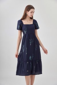 Bennet Botanical Midi Dress In Navy