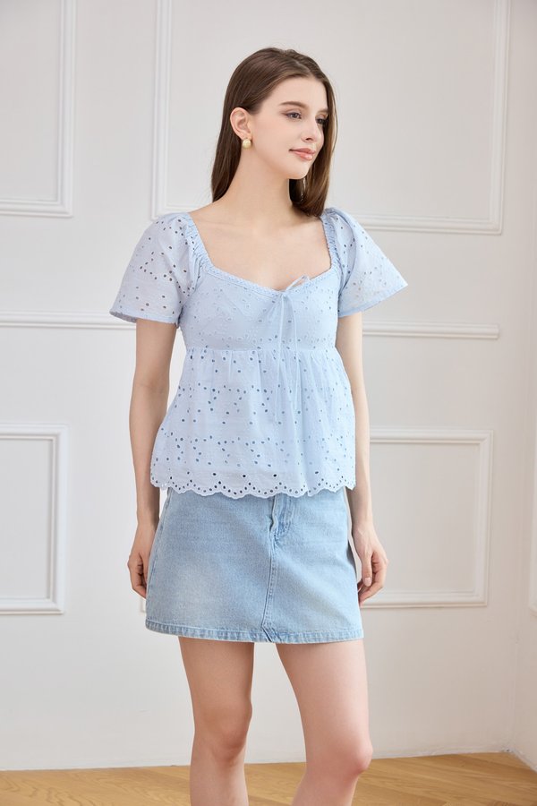 Giulia Eyelet Babydoll Top In Powder Blue