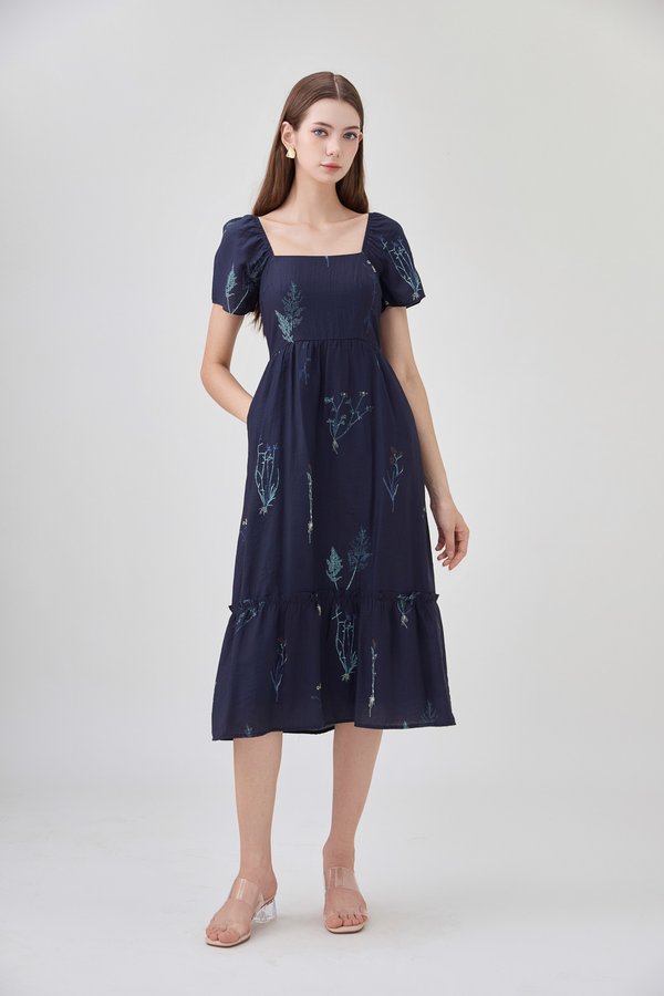 Bennet Botanical Midi Dress In Navy