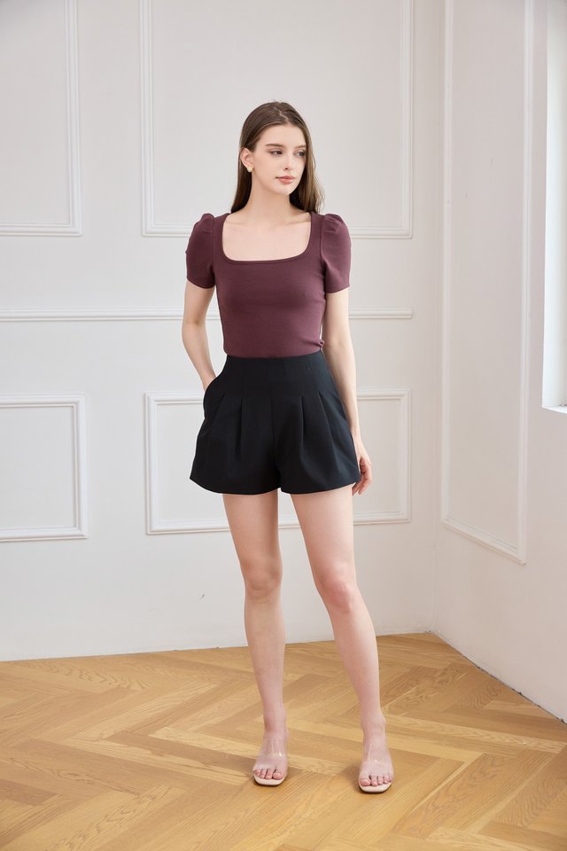 Marta Basic Panelling Short In Black