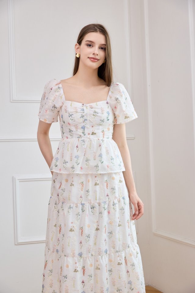Althea Embroidery Fleur Midi Skirt In White