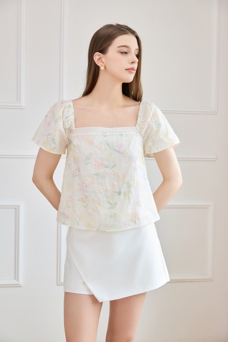 Georgette Fleur Embroidery Top