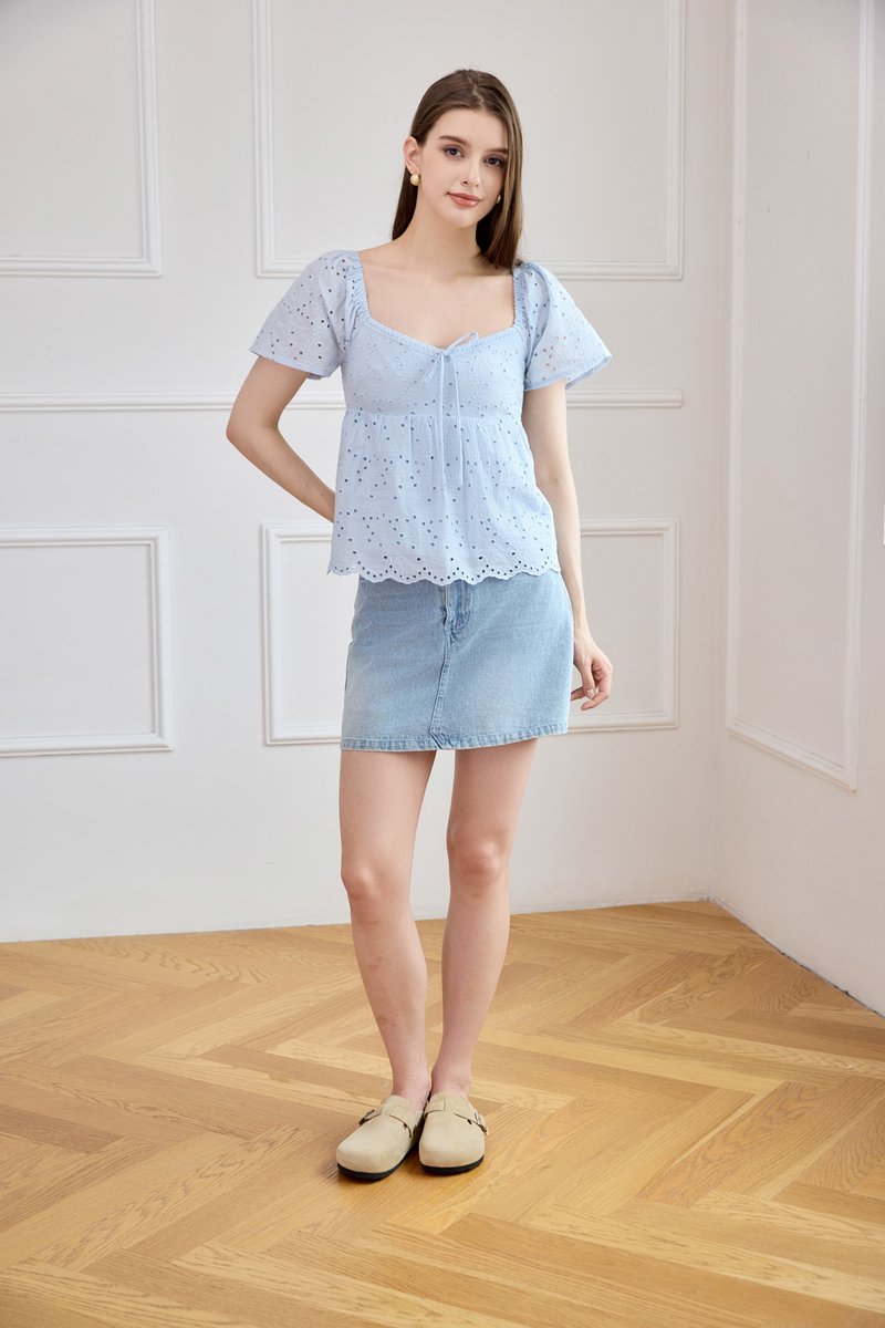 Giulia Eyelet Babydoll Top In Powder Blue