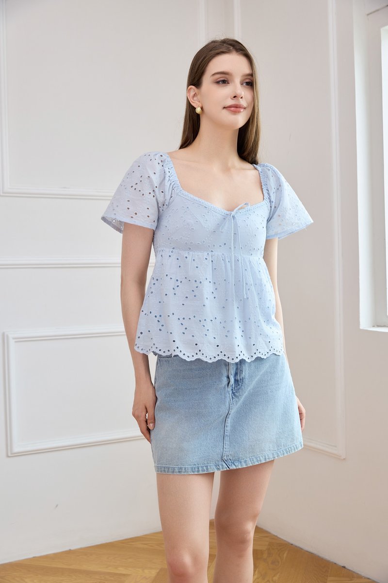 Giulia Eyelet Babydoll Top In Powder Blue