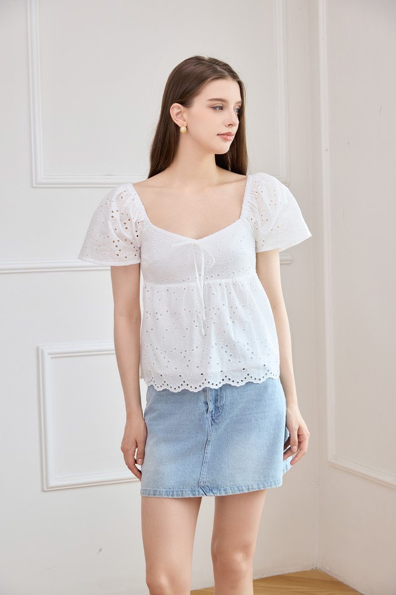 Giulia Eyelet Babydoll Top In White
