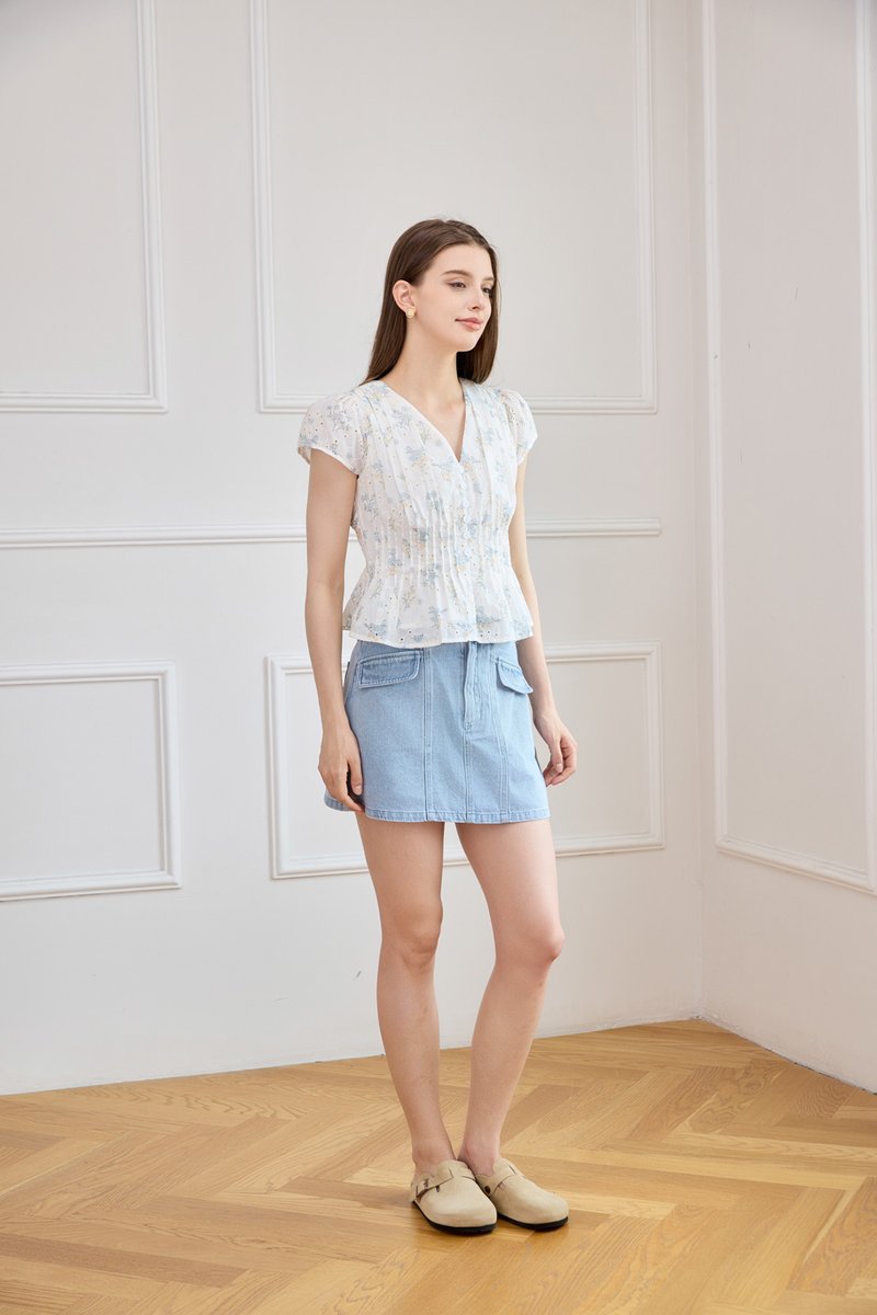 Joy Embroidery Pintuck Floral Top In White