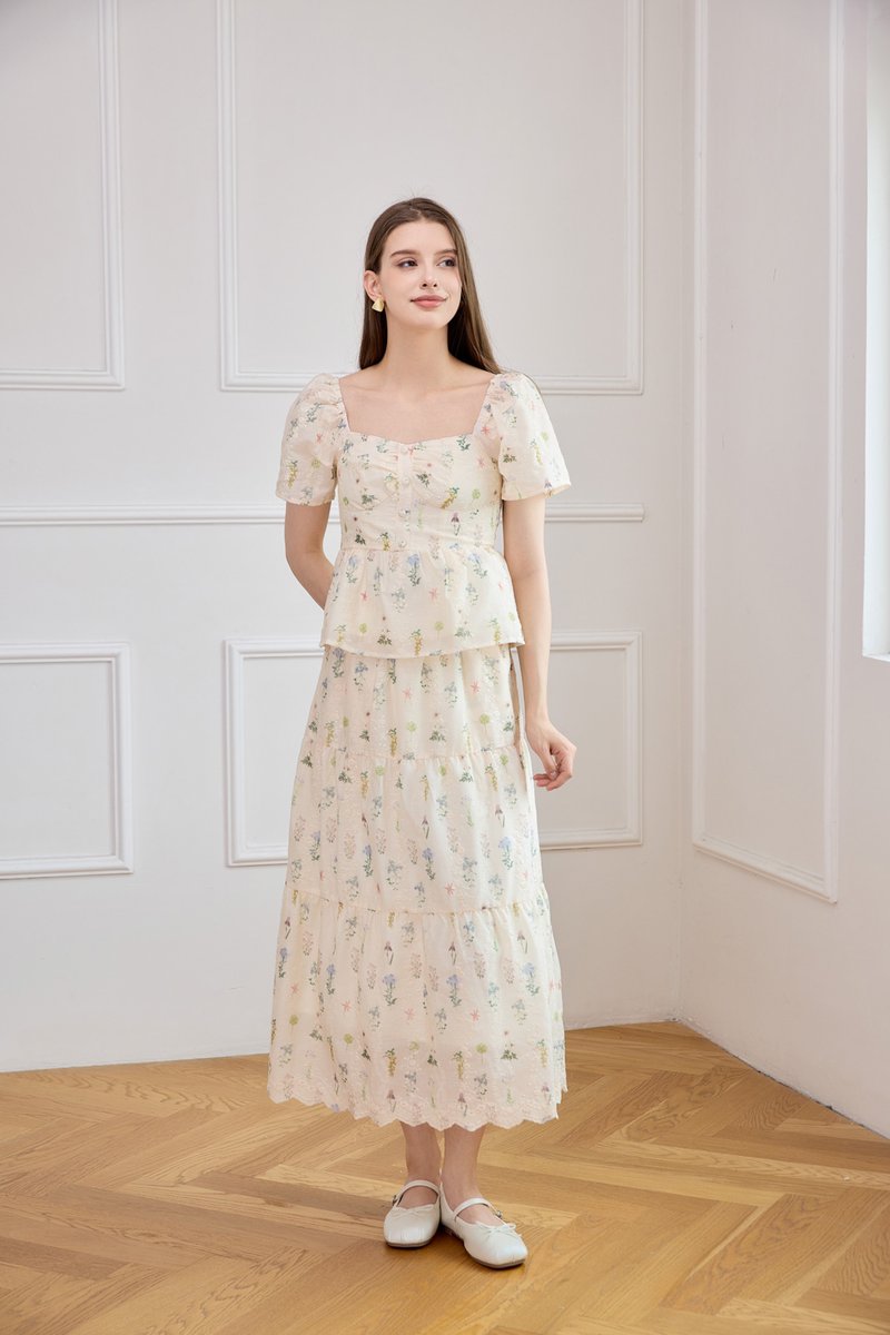 Althea Embroidery Fleur Midi Skirt In Cream