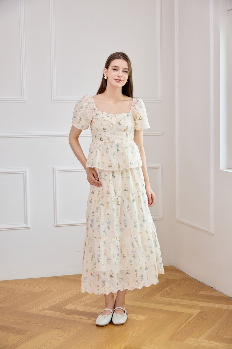 Althea Embroidery Fleur Midi Skirt In Cream