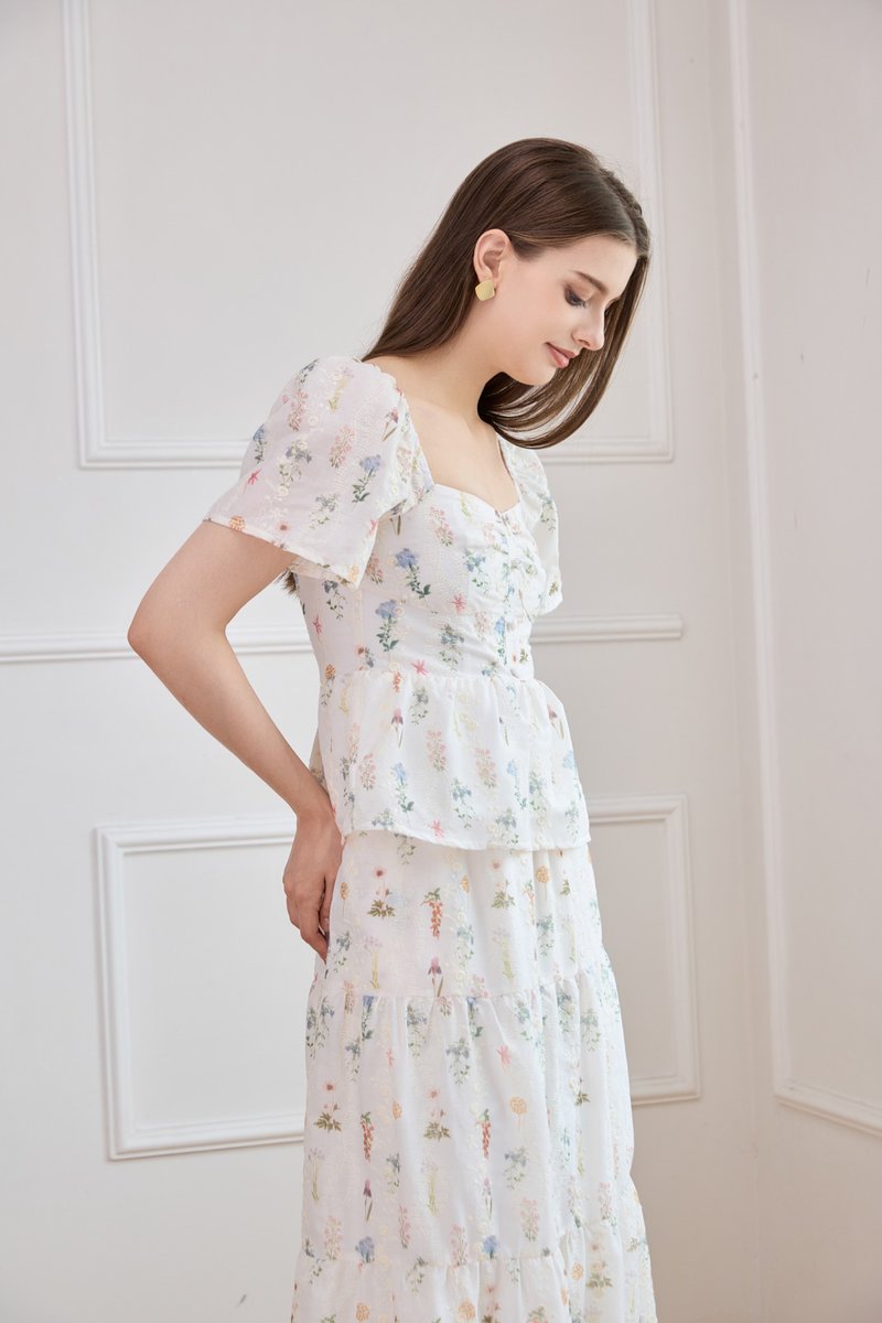 Althea Embroidery Fleur Midi Skirt In White