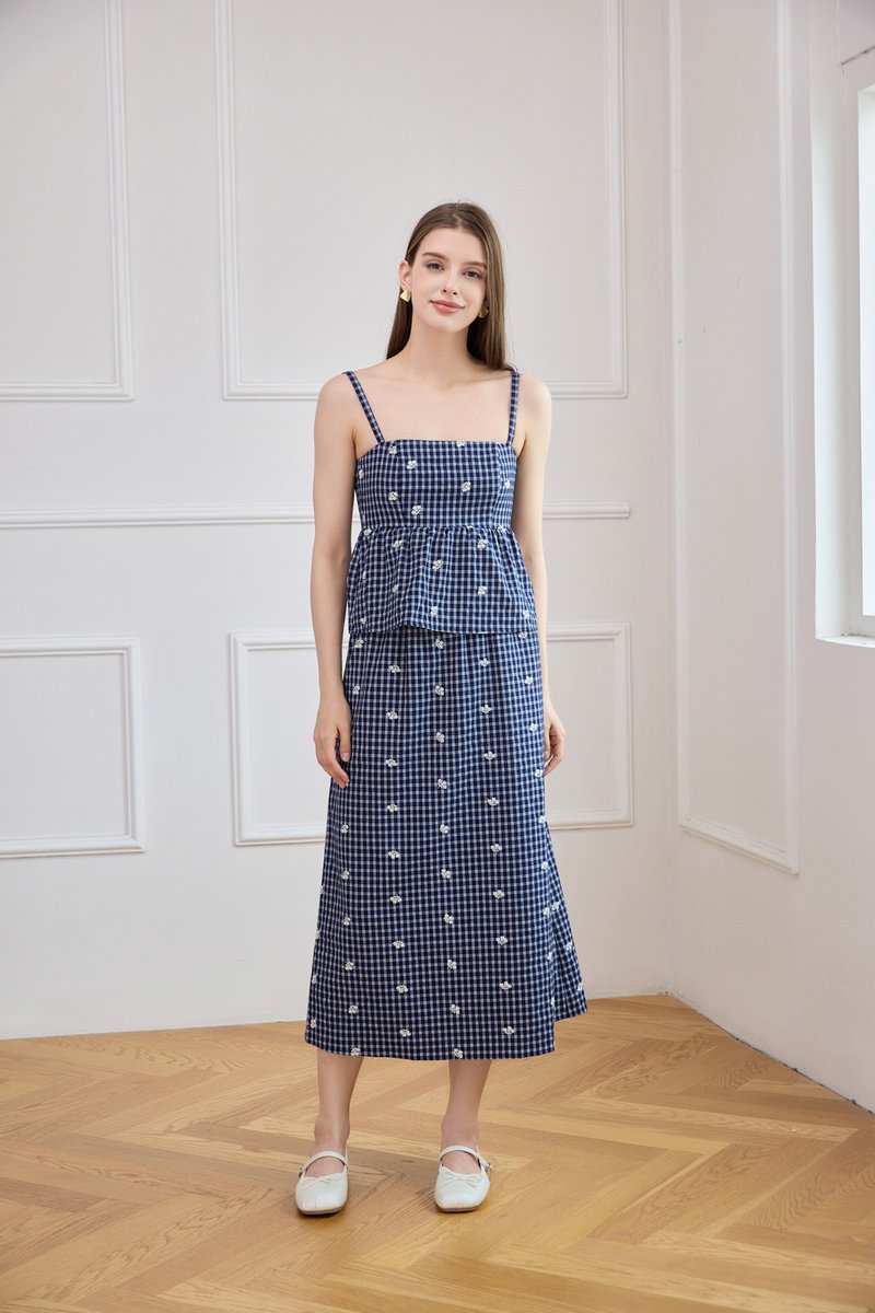 Itzel Elastic Waist Gingham Midi Skirt