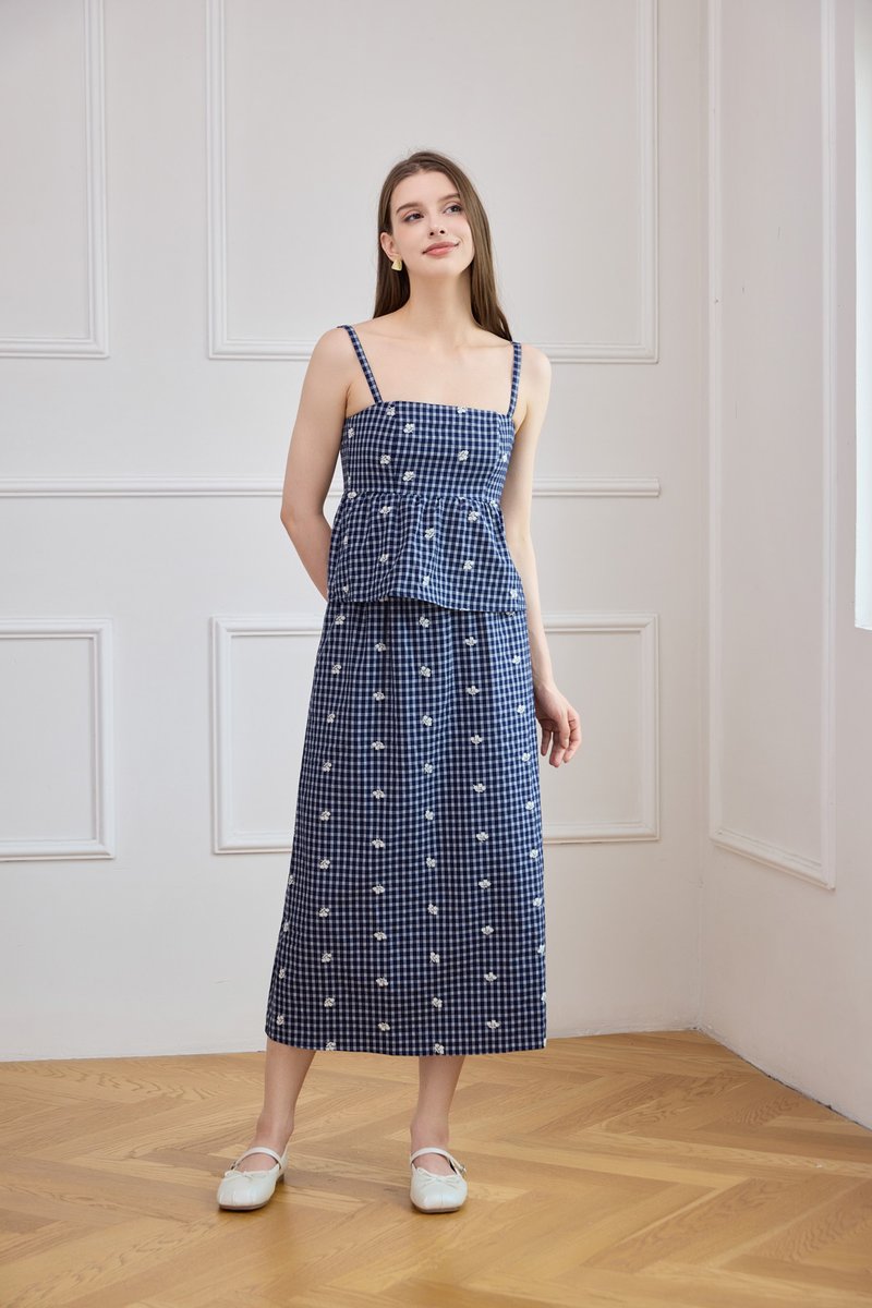 Itzel Elastic Waist Gingham Midi Skirt