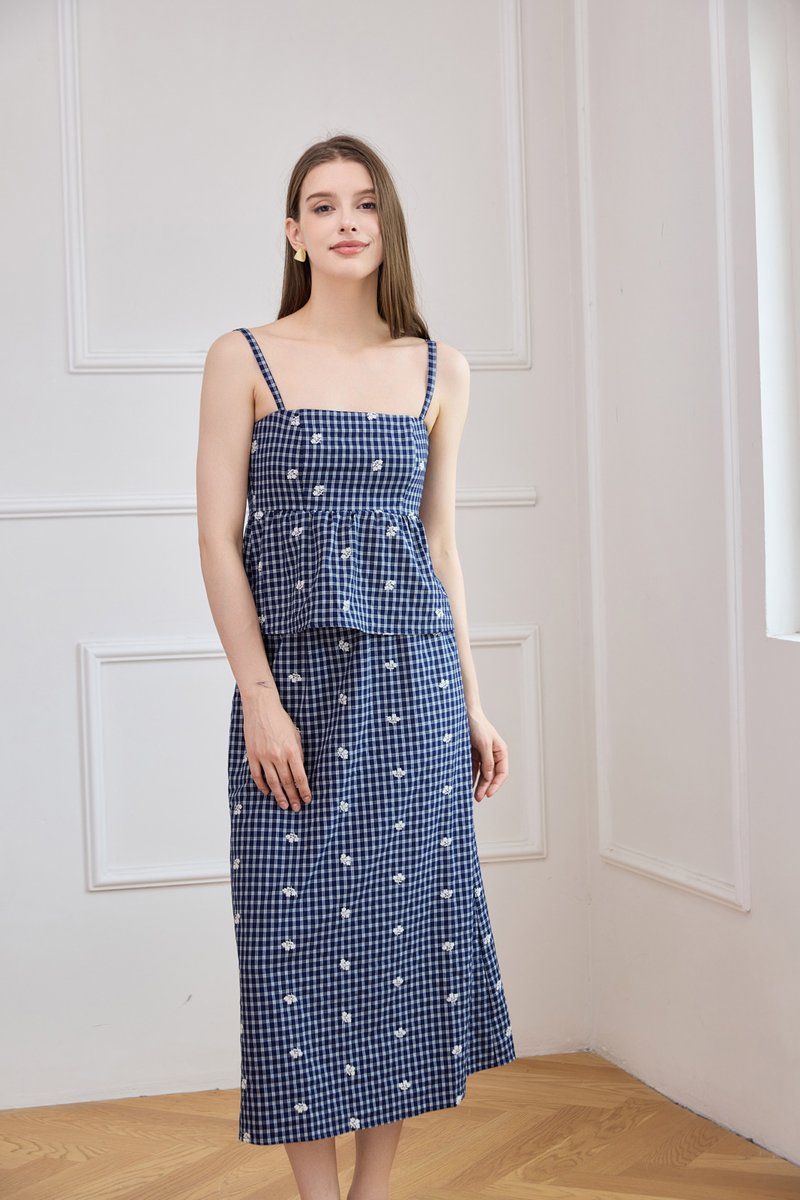 Itzel Elastic Waist Gingham Midi Skirt