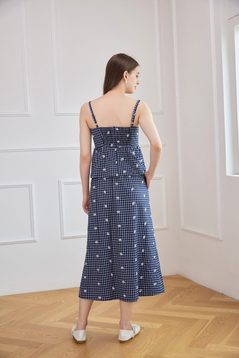 Itzel Elastic Waist Gingham Midi Skirt