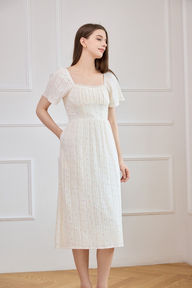 Jazzlyn Crochet Fleur Midi Dress In Cream